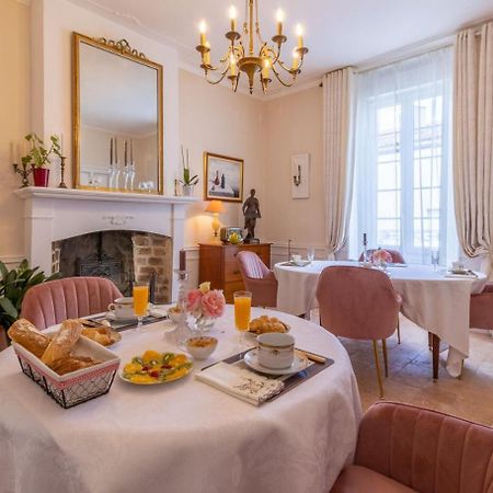 Chambres D'Hotes Le Griffon 1855 Saint-Laurent-Des-Autels Ngoại thất bức ảnh