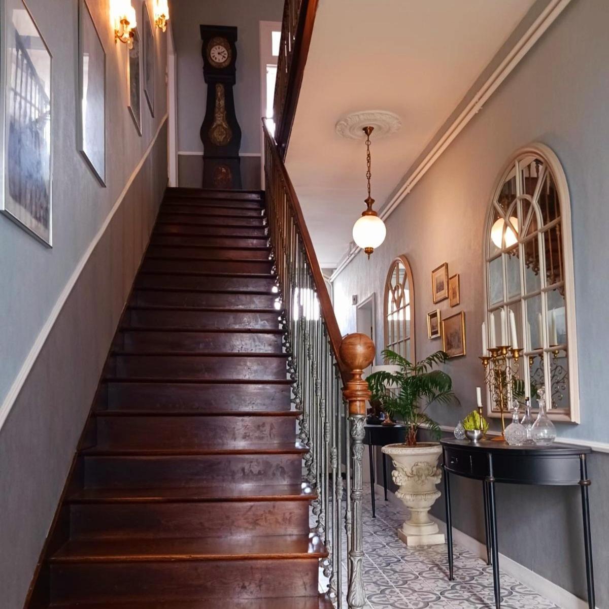 Le Griffon 1855 Hotel Saint-Laurent-Des-Autels Ngoại thất bức ảnh